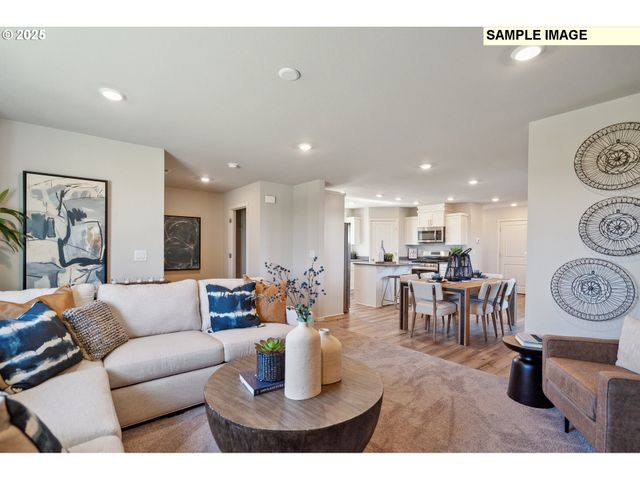 728 Merriott Lane, Woodburn, OR 97071