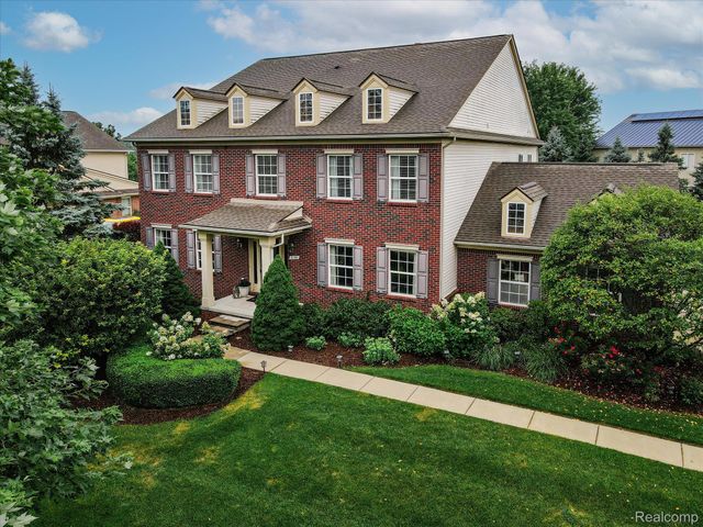 4190 Derry Court, Oakland Charter Township, MI 48306