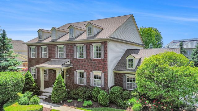 4190 Derry Court, Oakland Charter Township, MI 48306