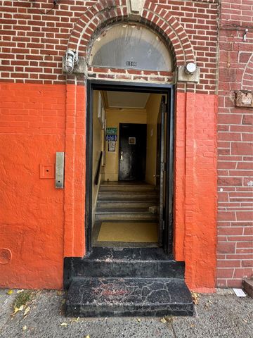 1140 Metcalf Avenue, Bronx, NY 10472