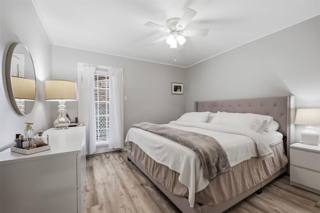 11201 Lynbrook Drive 3812, Houston, TX 77042
