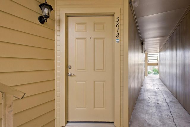 11201 Lynbrook Drive 3812, Houston, TX 77042