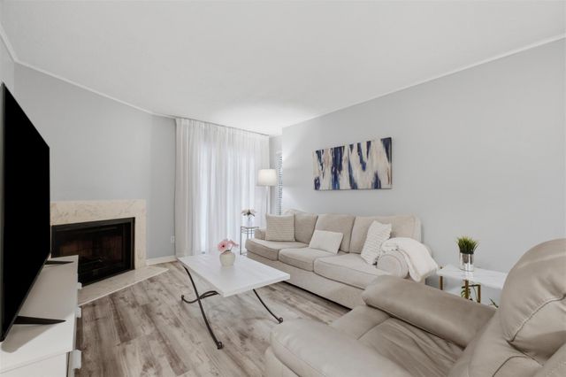 11201 Lynbrook Drive 3812, Houston, TX 77042
