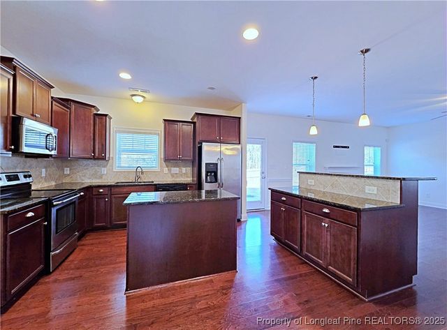 6062 Whitemoss Court, Fayetteville, NC 28311