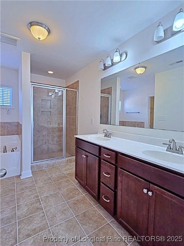 6062 Whitemoss Court, Fayetteville, NC 28311