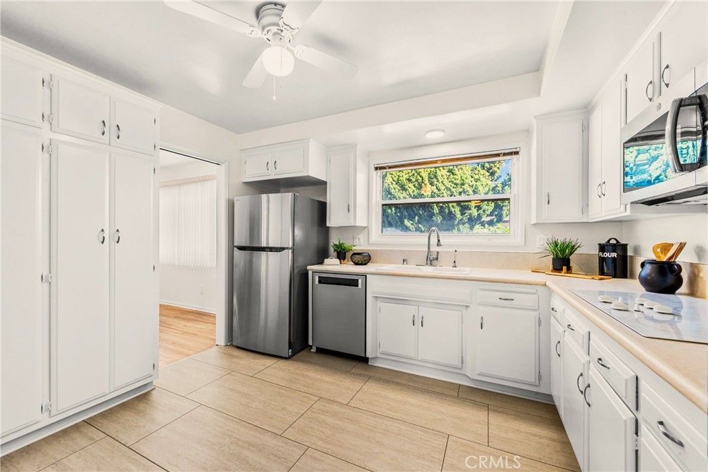 12020 Mayes Drive, La Mirada, CA 90638 — photo 5