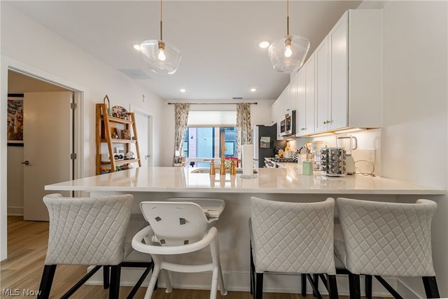 7311 Catlin Court, Cleveland, OH 44102