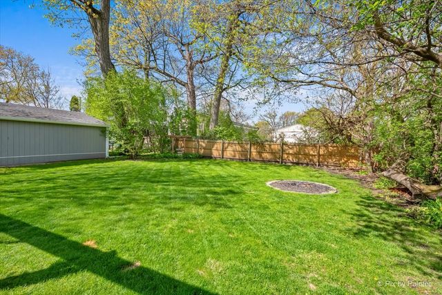 788 N Hainesville Road, Round Lake, IL 60073