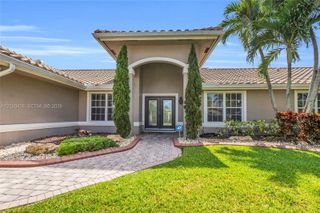 321 NW 193rd Avenue, Pembroke Pines, FL 33029