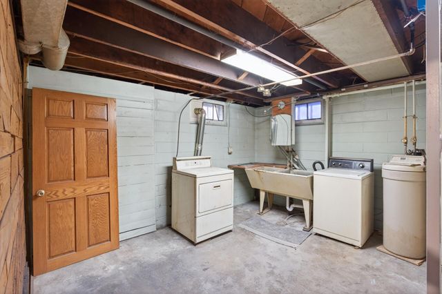 520 7th Avenue S, South Saint Paul, MN 55075