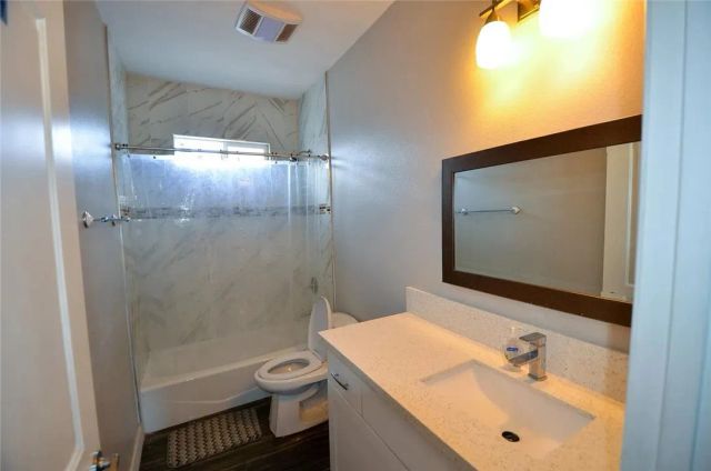 134 E 104th, Los Angeles, CA 90003