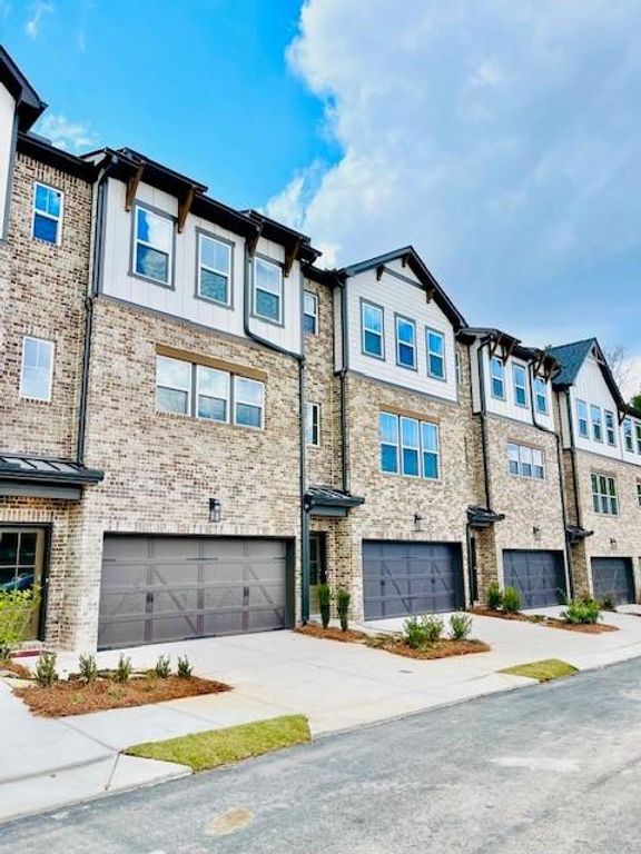 6005 Haviland Alley, Sugar Hill, GA 30518