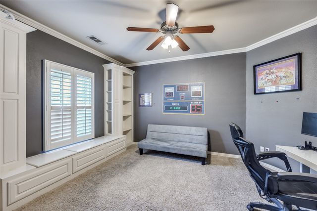 6428 Lavendale Avenue, Dallas, TX 75230