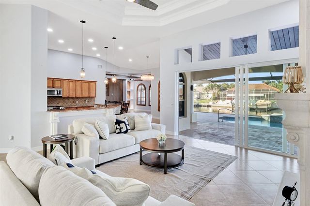 4518 SW 22ND PLACE, Cape Coral, FL 33914