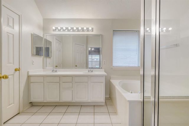 12115 Lucky Meadow Drive, Tomball, TX 77375
