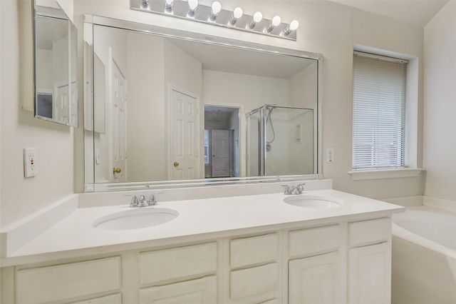 12115 Lucky Meadow Drive, Tomball, TX 77375