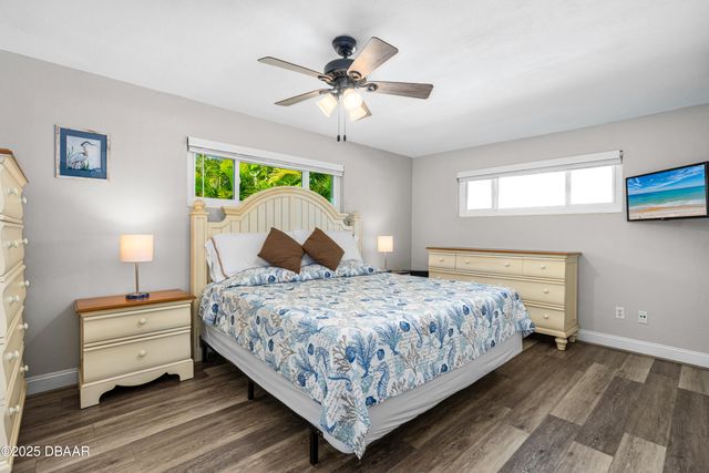 1 Raymonde Circle, Ormond Beach, FL 32176