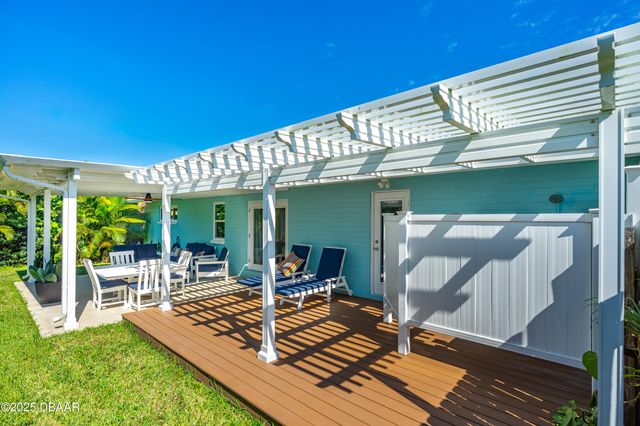 1 Raymonde Circle, Ormond Beach, FL 32176