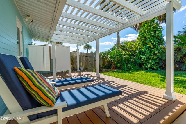 1 Raymonde Circle, Ormond Beach, FL 32176