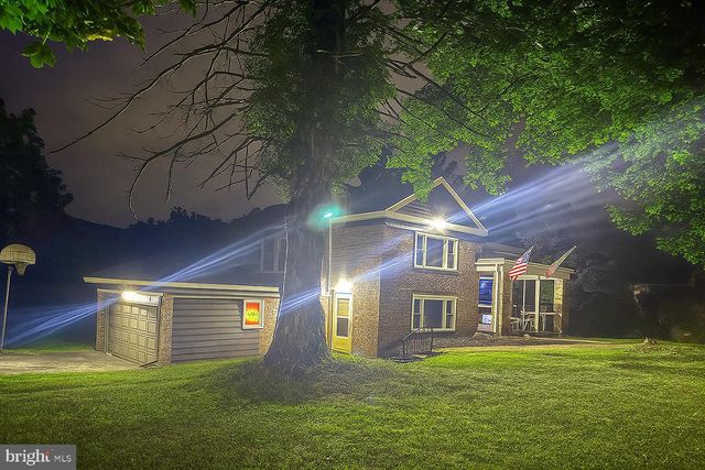923 CARSONIA AVE, Reading, PA 19606