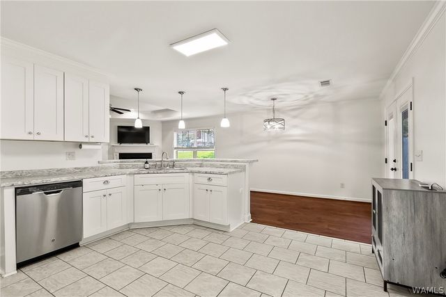 4920 Crosshill, Northport, AL 35473