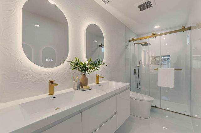 1485 Meadow Glen Way, San Jose, CA 95121