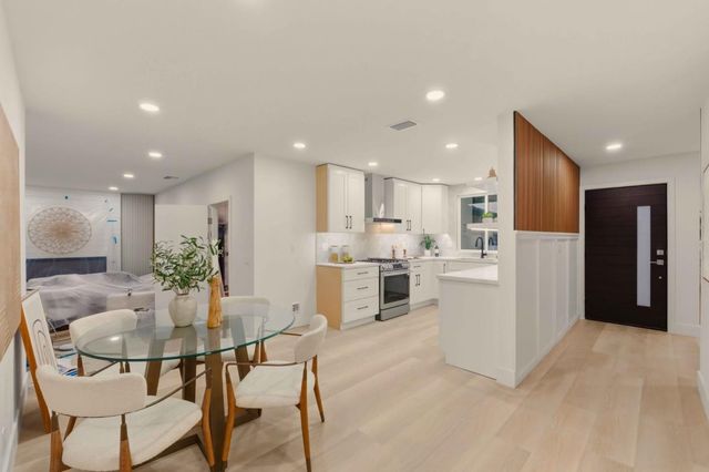 1485 Meadow Glen Way, San Jose, CA 95121