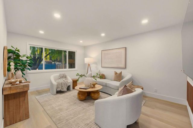 1485 Meadow Glen Way, San Jose, CA 95121