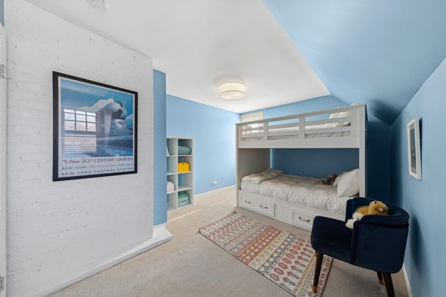 1030 Sheridan Road, Evanston, IL 60202