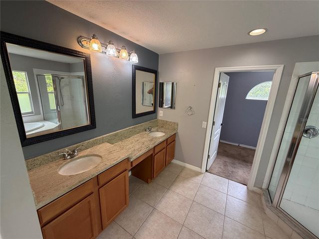 10427 LUCAYA DRIVE, Tampa, FL 33647