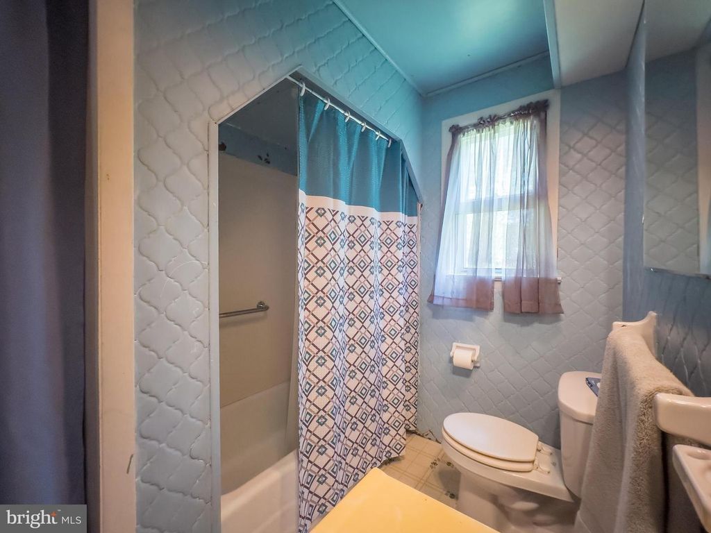 637 FORGEDALE RD, Barto, PA 19504