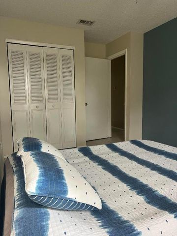 3904 NW Cinnamon Tree Circle, Jensen Beach, FL 34957