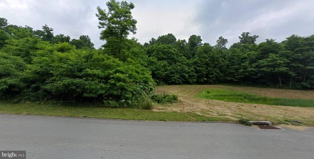 14 ABBY RD, Windsor, PA 17366