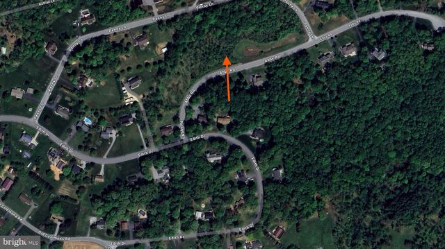 14 ABBY RD, Windsor, PA 17366