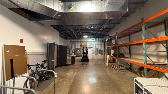 831 Oakton Street 831-837, Elk Grove Village, IL 60007