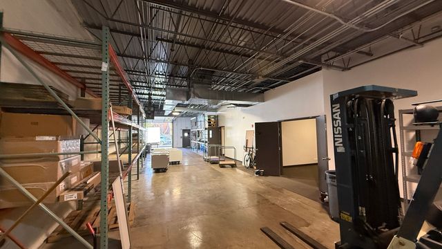 831 Oakton Street 831-837, Elk Grove Village, IL 60007