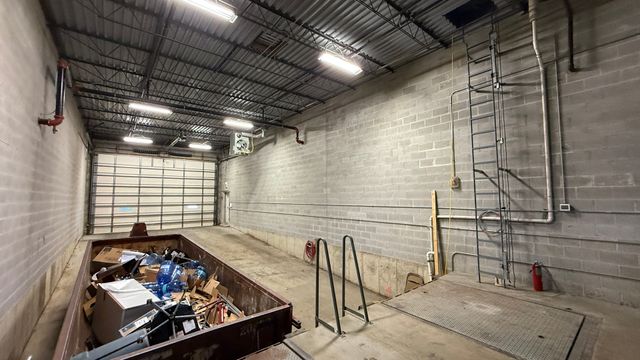 831 Oakton Street 831-837, Elk Grove Village, IL 60007