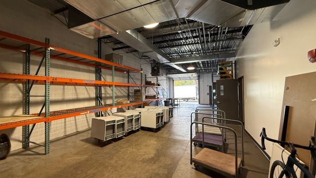 831 Oakton Street 831-837, Elk Grove Village, IL 60007