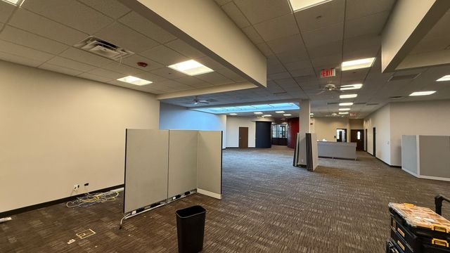 831 Oakton Street 831-837, Elk Grove Village, IL 60007