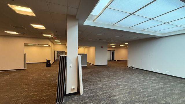 831 Oakton Street 831-837, Elk Grove Village, IL 60007