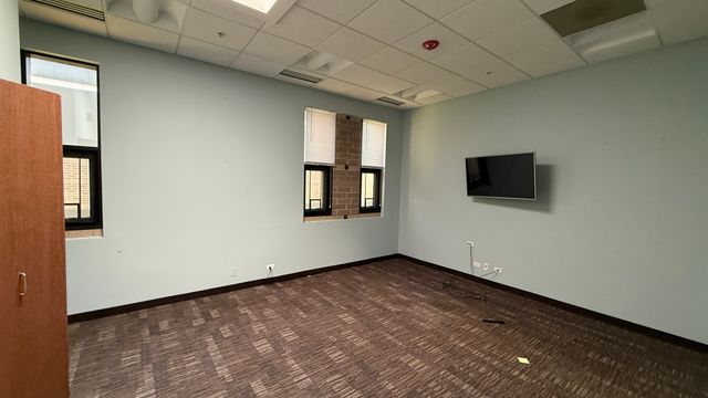 831 Oakton Street 831-837, Elk Grove Village, IL 60007