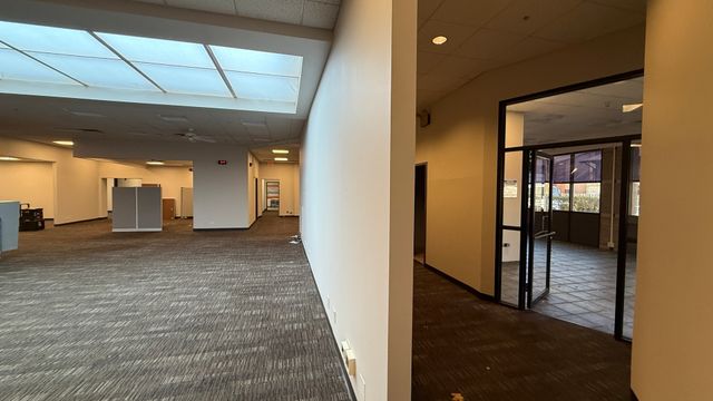 831 Oakton Street 831-837, Elk Grove Village, IL 60007