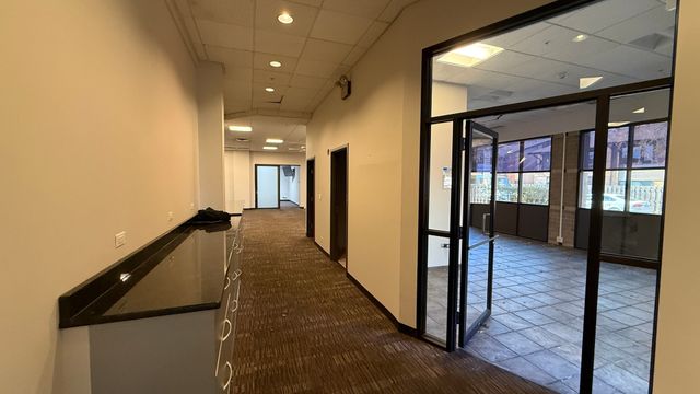 831 Oakton Street 831-837, Elk Grove Village, IL 60007