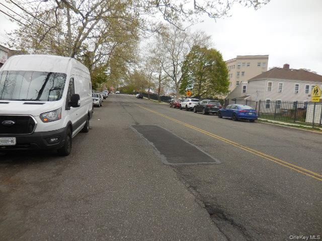 211 Lowndes Avenue, Huntington Station, NY 11746