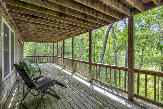 11 Santuit Pond Road, Mashpee, MA 02649