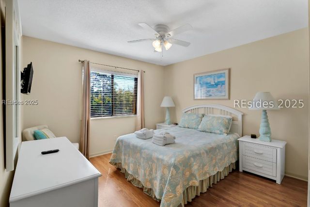 40 Folly Field Rd Apt E18, Hilton Head Island, SC 29928