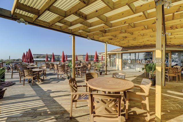 40 Folly Field Rd Apt E18, Hilton Head Island, SC 29928