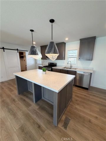 16860 Slover 67, Fontana, CA 92337