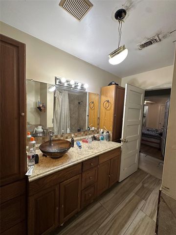 419 Maryland Street, Liberty, TX 77575