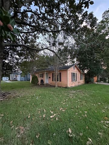 419 Maryland Street, Liberty, TX 77575